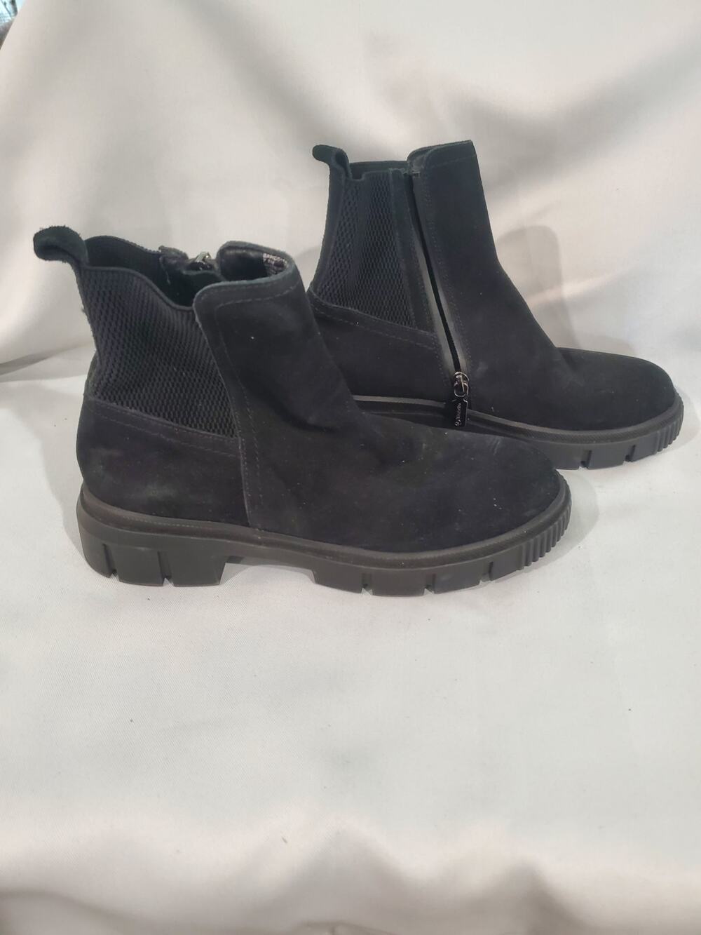 Blondo Posey Boots Women's Black Solid Suede size7.5. S69
